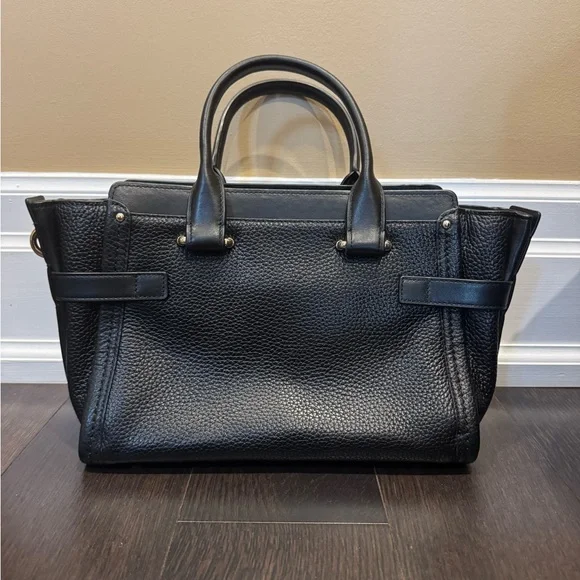 🍀Coach Black Leather Satchel - Picture 5 of 12